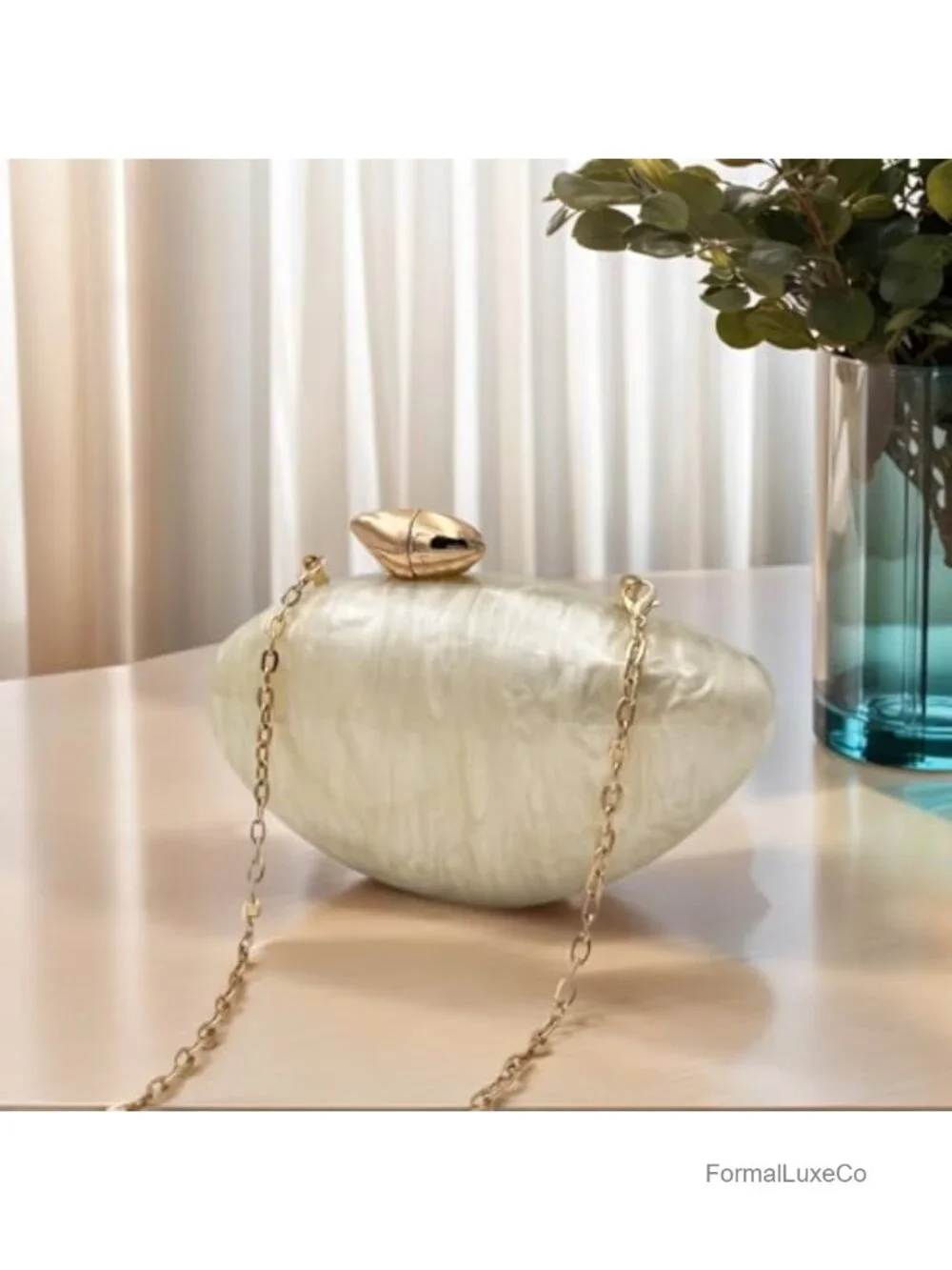Acrylic Clutch Purse with Removable Chain Bridal Evening Bag